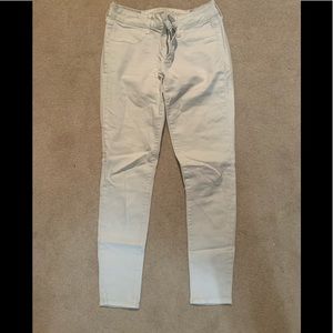 American Eagle White Jeans